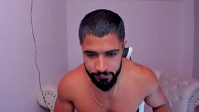 Santiago huntt online show from 17, 2, 2025