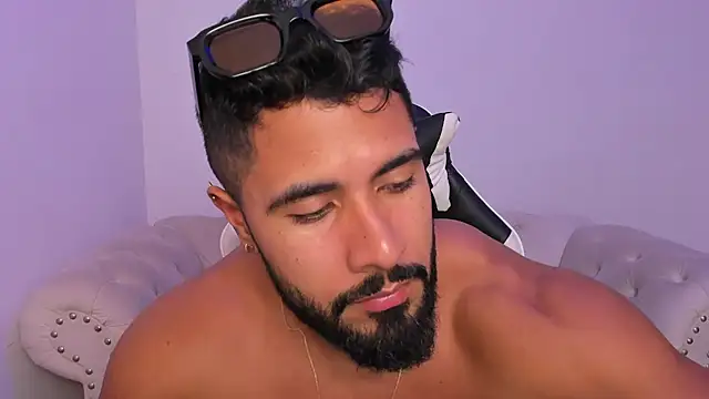 Santiago huntt online show from 26, 3, 2026