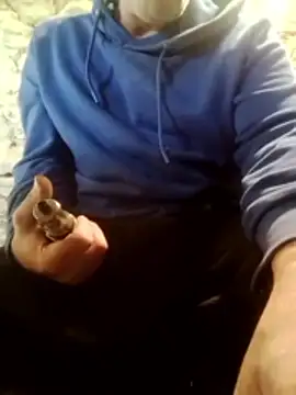 Snapshot of aigledauphin chatting on 28, 10, 2025 aigledauphin online show from 28, 10, 2025