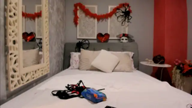 Snapshot of LustyRosee chatting on 9, 10, 2025 LustyRosee online show from 9, 10, 2025