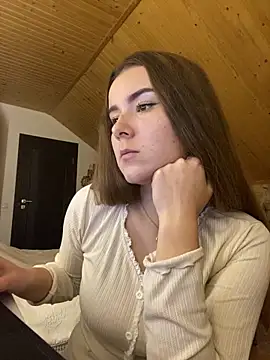 mewKate online show from 12, 3, 2025