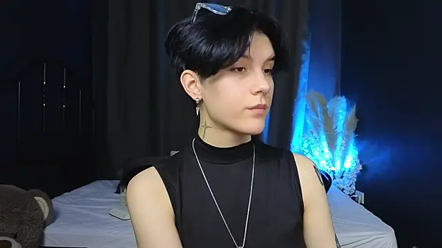 Hyeon Jin online show from 12, 3, 2025