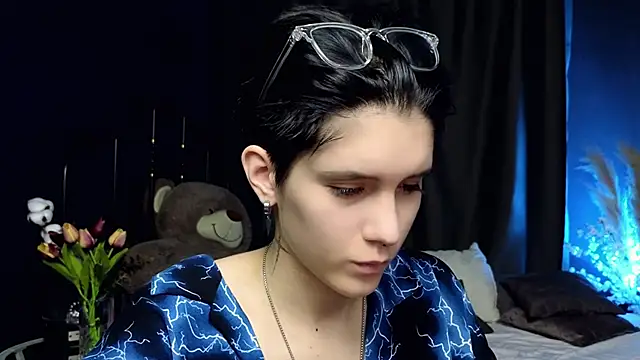 Hyeon Jin online show from 16, 3, 2025