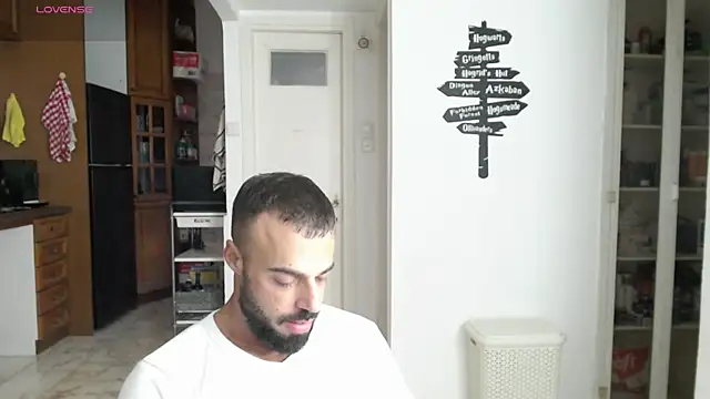 Snapshot of todddantes25 chatting on 21, 3, 2025 todddantes25 online show from 21, 3, 2025