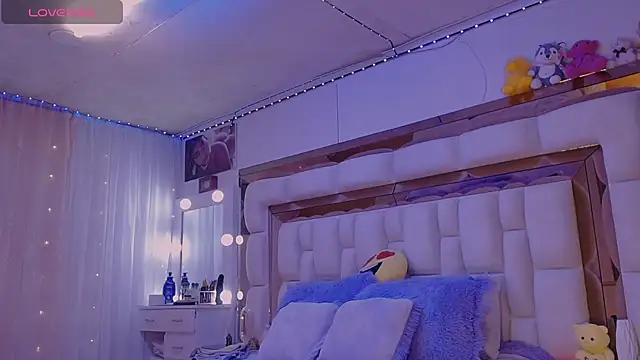 Snapshot of Aliana_Ross chatting on 16, 10, 2025 Aliana Ross online show from 16, 10, 2025