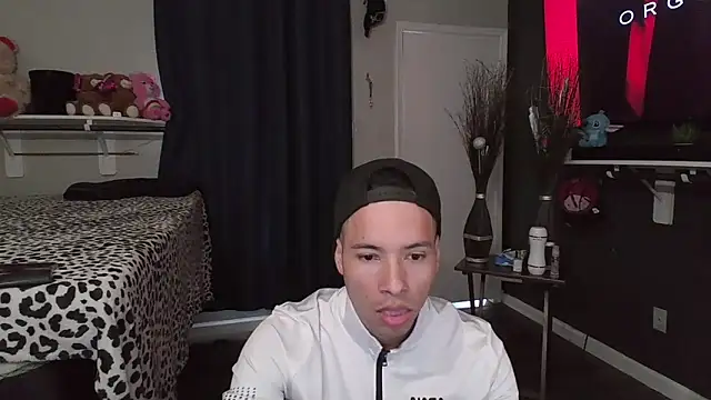 azzel19 online show from 6, 1, 2025