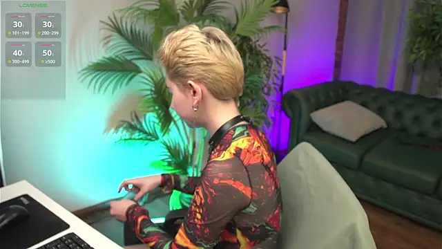 Aurora First online show from 19, 1, 2025