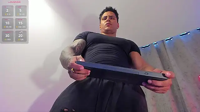 Maximoscott online show from 26, 1, 2025