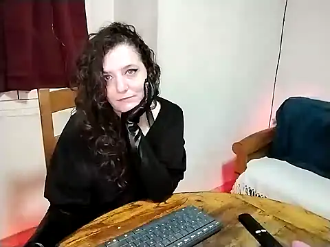 RawMiss online show from 2, 2, 2025