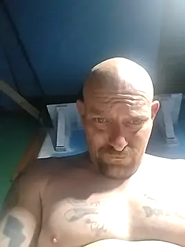 Snapshot of jayjay198080 chatting on 4, 3, 2025 jayjay198080 online show from 4, 3, 2025