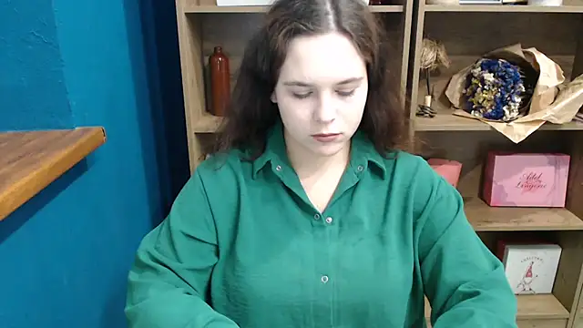 mini girly online show from 14, 10, 2025