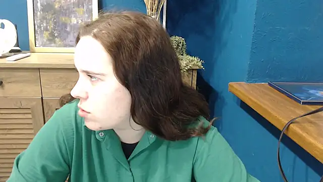 mini girly online show from 7, 11, 2025