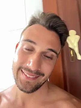 Snapshot of carvalhofelipe chatting on 8, 1, 2025 carvalhofelipe online show from 8, 1, 2025