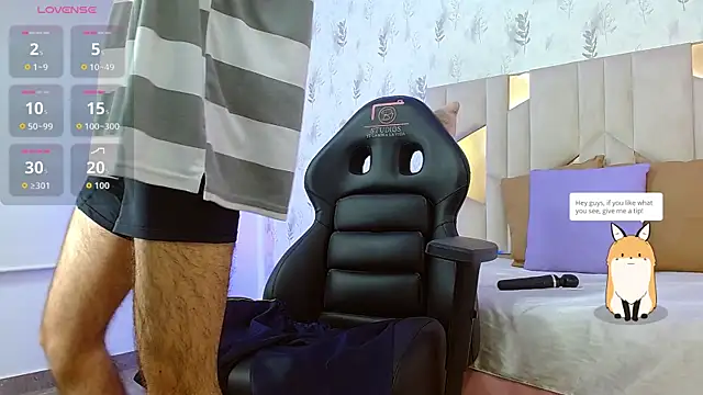 Axel tay online show from 3, 10, 2025