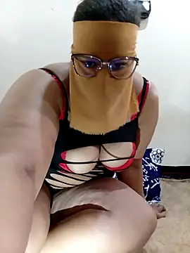 Snapshot of Samara-Bella chatting on 5, 2, 2025 Samara-Bella online show from 5, 2, 2025