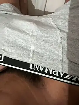 Snapshot of mdnn77 chatting on 20, 2, 2025 mdnn77 online show from 20, 2, 2025