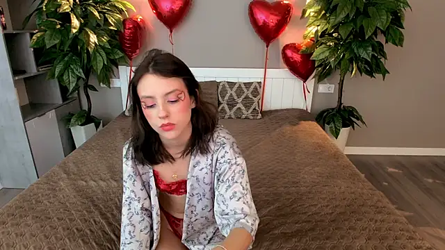 Snapshot of AnnaElys chatting on 14, 2, 2025 AnnaElys online show from 14, 2, 2025