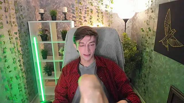 Snapshot of John_Weasley chatting on 16, 11, 2025 John Weasley online show from 16, 11, 2025