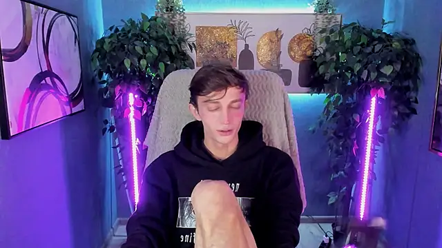 Snapshot of John_Weasley chatting on 29, 11, 2025 John Weasley online show from 29, 11, 2025