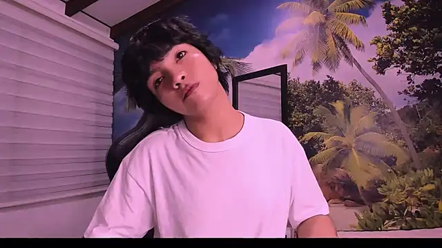 AllanYong18 online show from 8, 2, 2025