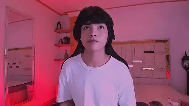 AllanYong18 online show from 9, 3, 2025