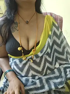 Snapshot of sriyazhini chatting on 13, 2, 2025 sriyazhini online show from 13, 2, 2025