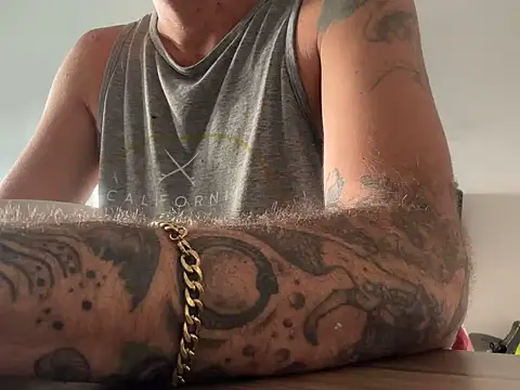 Snapshot of xtrppyx chatting on 23, 9, 2025 xtrppyx online show from 23, 9, 2025