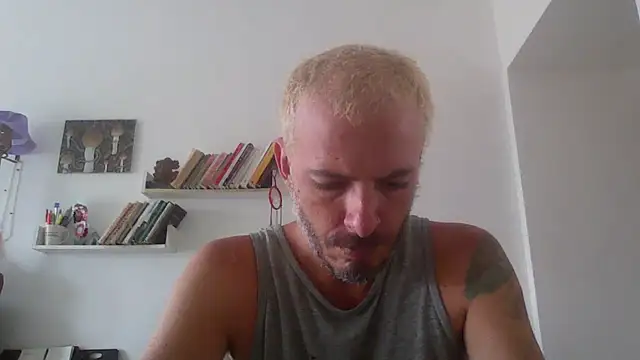 Snapshot of xtrppyx chatting on 29, 9, 2025 xtrppyx online show from 29, 9, 2025