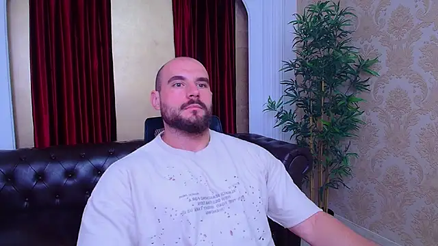 Snapshot of AdamJamesonn chatting on 14, 9, 2025 AdamJamesonn online show from 14, 9, 2025