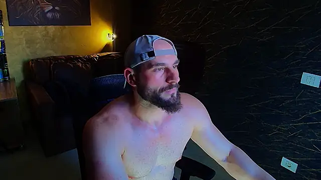 Snapshot of AdamJamesonn chatting on 16, 5, 2026 AdamJamesonn online show from 16, 5, 2026