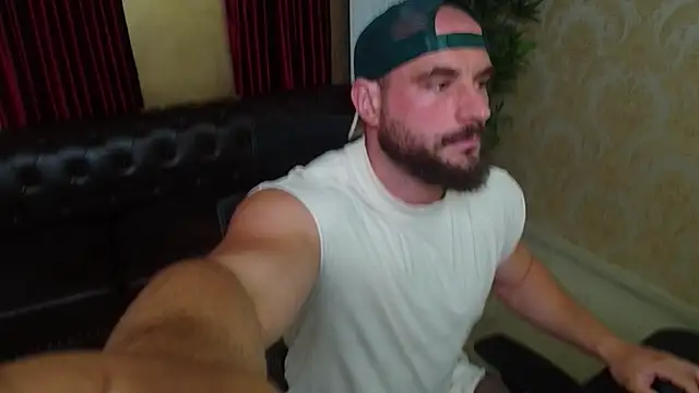 Snapshot of AdamJamesonn chatting on 9, 7, 2026 AdamJamesonn online show from 9, 7, 2026