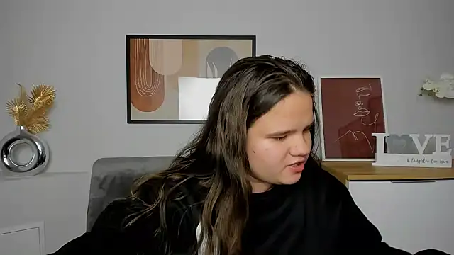 Snapshot of AdeleCruz chatting on 27, 2, 2025 AdeleCruz online show from 27, 2, 2025