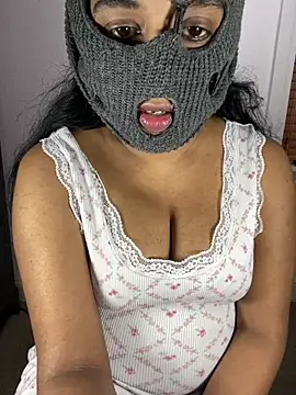 Snapshot of ArathyNambyarMallu chatting on 21, 1, 2025 ArathyNambyarMallu online show from 21, 1, 2025