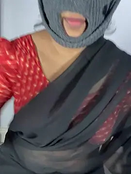 Snapshot of ArathyNambyarMallu chatting on 11, 3, 2025 ArathyNambyarMallu online show from 11, 3, 2025