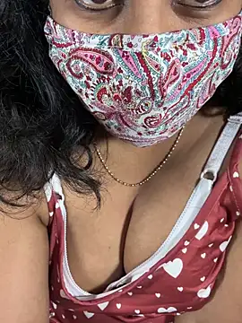 Snapshot of ArathyNambyarMallu chatting on 17, 11, 2025 ArathyNambyarMallu online show from 17, 11, 2025