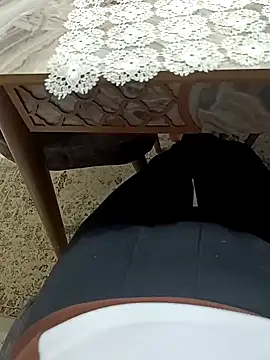 Snapshot of senle12ben chatting on 7, 1, 2025 senle12ben online show from 7, 1, 2025