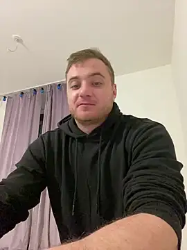 Snapshot of viamen chatting on 7, 1, 2025 viamen online show from 7, 1, 2025