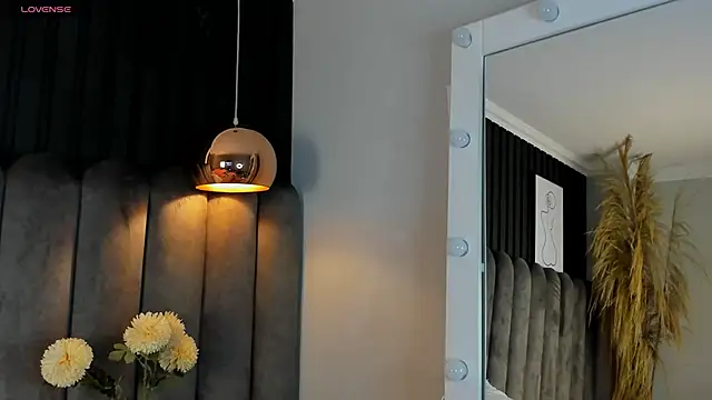 chelsea bolton  online show from 29, 10, 2025