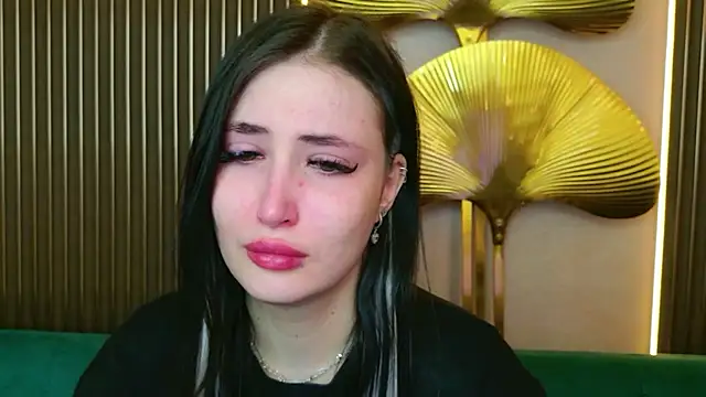 EmmaLawrens online show from 17, 4, 2026