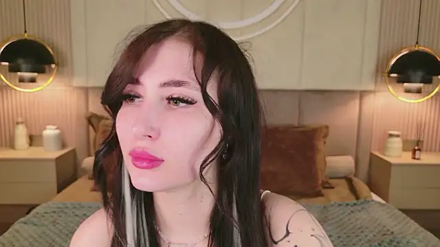 EmmaLawrens online show from 18, 5, 2026