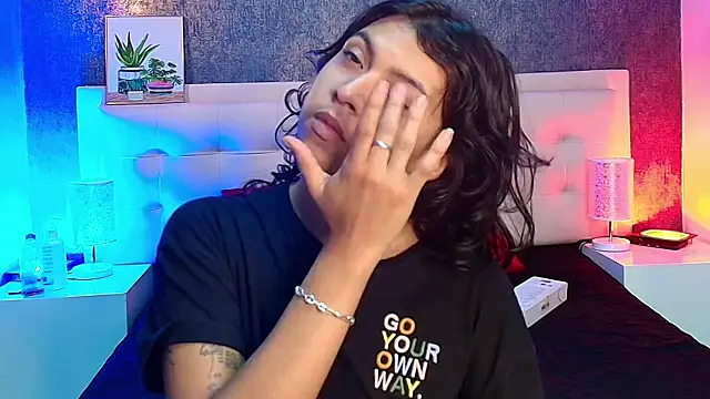 gabriela cortez online show from 28, 2, 2025