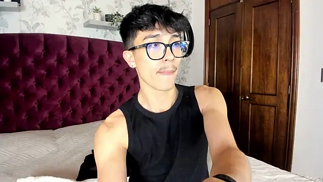 Snapshot of tim__fox chatting on 25, 4, 2026 tim fox online show from 25, 4, 2026