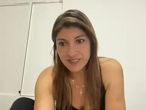 LunaBeya online show from 24, 2, 2025