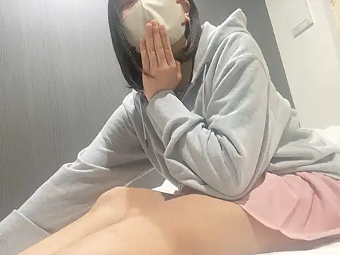 sakuchaaa 2525 online show from 8, 3, 2025