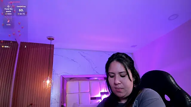 zoes milee online show from 26, 2, 2026