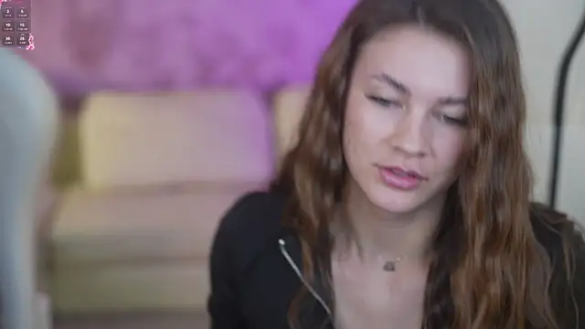 Snapshot of Lika_Secret_ chatting on 1, 2, 2025 Lika Secret online show from 1, 2, 2025