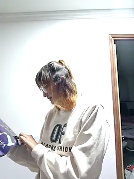 SussanHottye1  online show from 19, 3, 2025