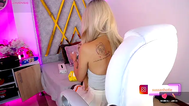 SussanHottye1  online show from 6, 10, 2025