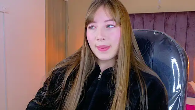 Dahlia Rousse online show from 15, 1, 2026