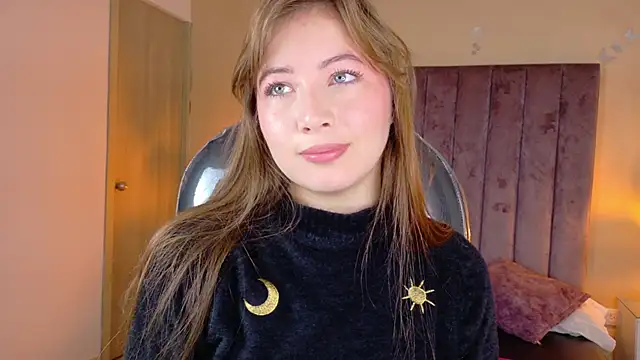 Dahlia Rousse online show from 18, 2, 2026